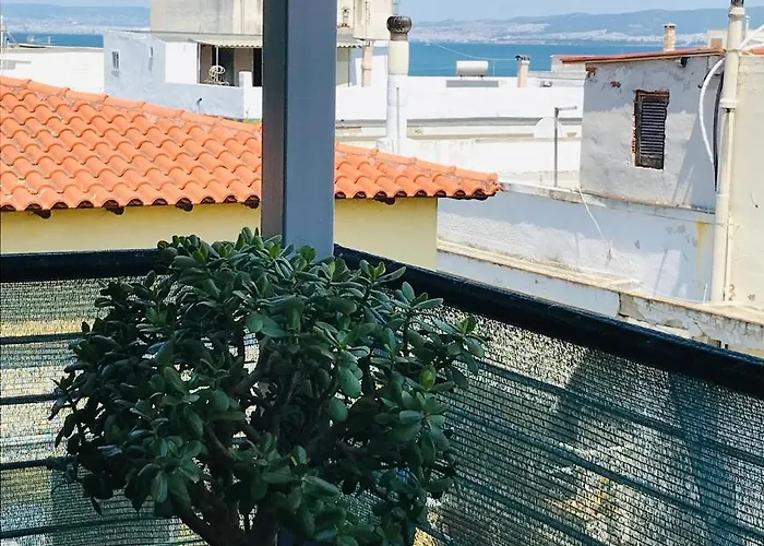 Side Sea View *