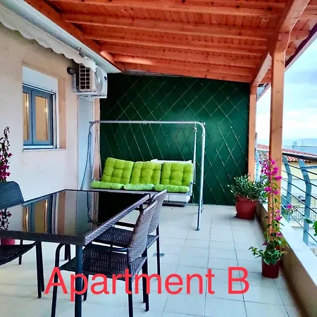Side Sea View Апартамент *